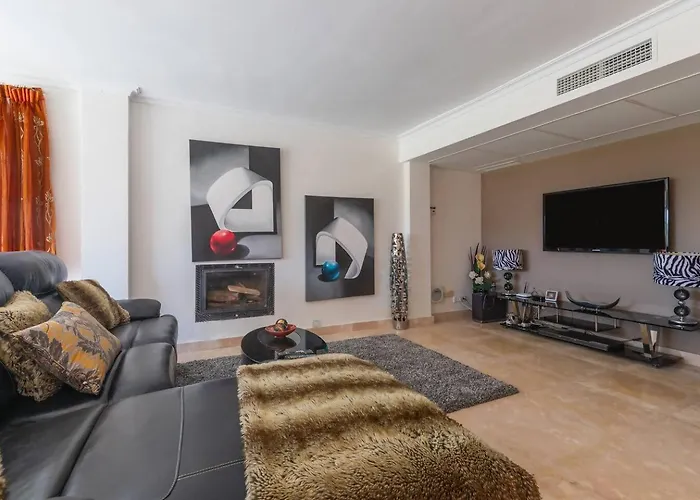 Brisas 11. * Marbella